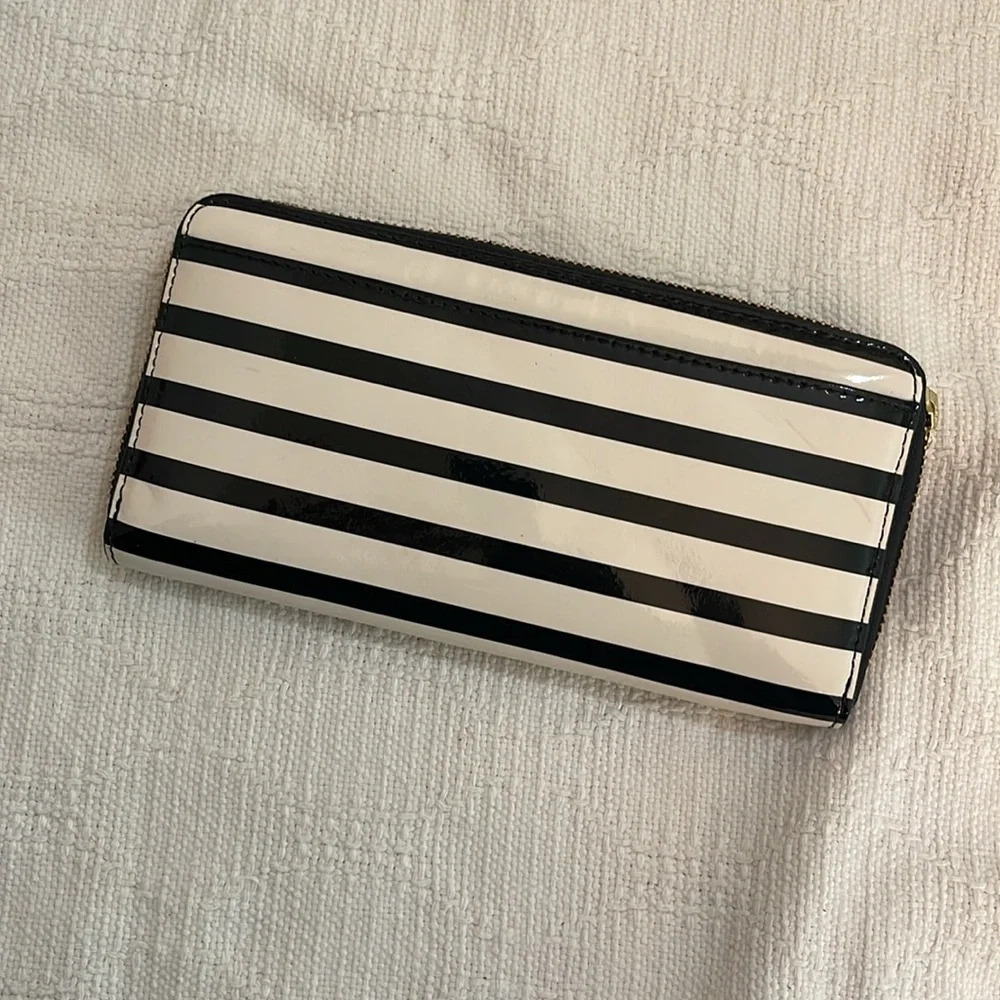 KATE SPADE - Wellesley patent stripe - WLRU1786 - NWT - Picture 2 of 9